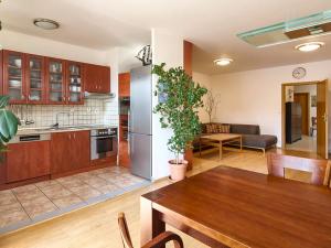 Prodej bytu 3+kk, Praha - Troja, Velká skála, 92 m2