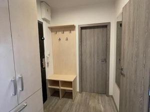 Prodej bytu 2+kk, Jablonec nad Nisou, Jizerská, 43 m2