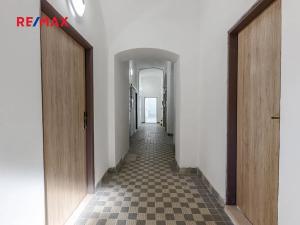 Prodej obchodního prostoru, Zbiroh, Líšenská, 700 m2