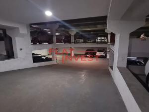 Pronájem garážového stání, Praha - Vršovice, Uzbecká, 22 m2