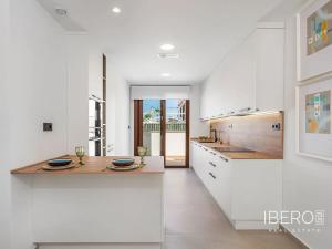 Prodej bytu 3+kk, Torrevieja, Španělsko, 62 m2