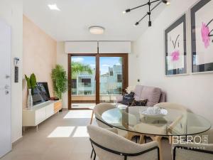 Prodej bytu 3+kk, Torrevieja, Španělsko, 62 m2