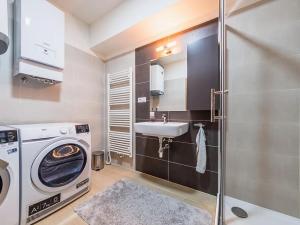 Pronájem bytu 2+kk, Svojetice, Choceradská, 56 m2