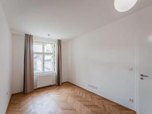 Pronájem bytu 2+kk, Praha - Nové Město, Růžová, 57 m2