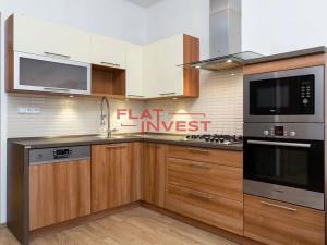 Pronájem bytu 2+kk, Praha - Vršovice, Vršovická, 54 m2