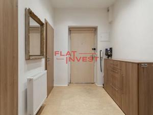 Pronájem bytu 2+kk, Praha - Vršovice, Vršovická, 54 m2