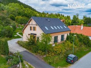 Prodej vícegeneračního domu, Horní Stropnice, 208 m2