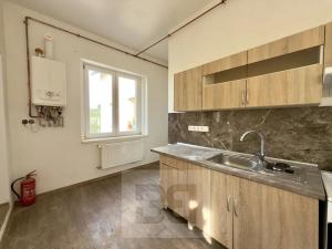 Pronájem bytu 3+1, Děčín, Na Úpatí, 55 m2