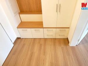 Pronájem bytu 1+kk, Jablonec nad Nisou - Kokonín, Krkonošská, 36 m2