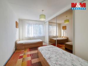 Pronájem bytu 2+1, Mariánské Lázně - Úšovice, Kubelíkova, 57 m2