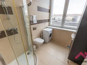 Pronájem bytu 1+kk, Praha - Nusle, Bartoškova, 38 m2