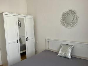 Pronájem bytu 2+kk, Praha - Nové Město, Legerova, 45 m2