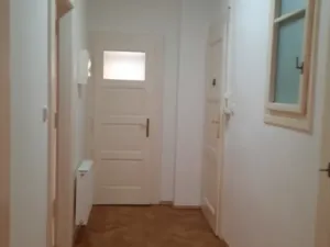 Pronájem bytu 2+1, Praha - Smíchov, Grafická, 57 m2