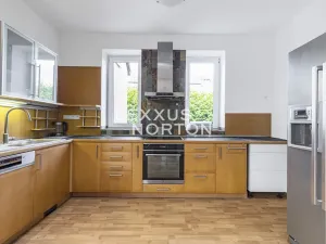 Pronájem rodinného domu, Statenice, Keltská, 280 m2