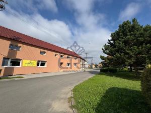 Prodej rodinného domu, Vážany, 320 m2