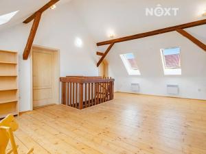 Prodej rodinného domu, Lišov, třída 5. května, 160 m2