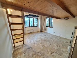 Pronájem bytu 1+1, Praha - Smíchov, Mošnova, 38 m2