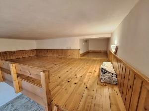 Pronájem bytu 1+1, Praha - Smíchov, Mošnova, 38 m2