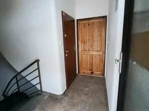 Pronájem bytu 1+1, Praha - Smíchov, Mošnova, 38 m2
