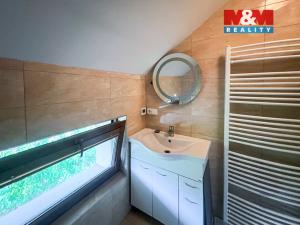 Pronájem rodinného domu, Praha - Kobylisy, Na Kopytářce, 168 m2