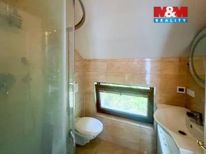 Pronájem rodinného domu, Praha - Kobylisy, Na Kopytářce, 168 m2