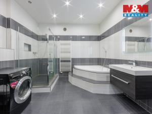 Prodej bytu 2+1, Nejdek, náměstí Karla IV., 107 m2