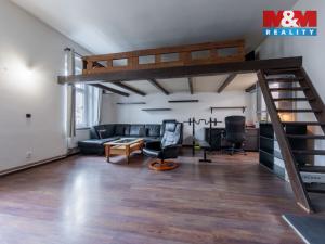Prodej bytu 2+1, Nejdek, náměstí Karla IV., 107 m2
