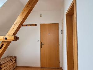 Pronájem bytu 2+kk, Chyňava, Za Humny, 36 m2