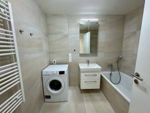 Pronájem bytu 2+kk, Brno, Lidická, 61 m2