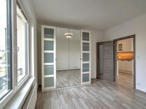 Pronájem bytu 2+kk, Praha - Holešovice, Na Maninách, 62 m2