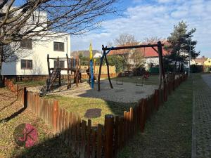 Pronájem bytu 3+kk, Praha, Pastevců, 80 m2