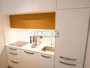Prodej bytu 1+kk, Praha - Košíře, Česká, 48 m2