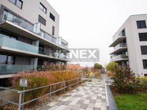 Prodej bytu 1+kk, Praha - Košíře, Česká, 48 m2