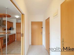 Pronájem bytu 2+kk, Liberec, Tyršova, 65 m2
