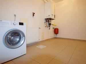 Pronájem rodinného domu, Praha - Řepy, Na Fialce II, 220 m2