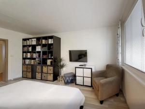 Pronájem bytu 2+1, Praha - Žižkov, Jeseniova, 60 m2