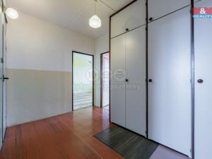 Prodej bytu 3+1, Karlovy Vary - Stará Role, Dvořákova, 83 m2