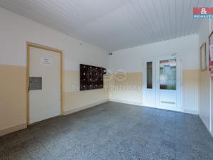 Prodej bytu 3+1, Karlovy Vary - Stará Role, Dvořákova, 83 m2