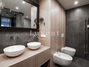 Pronájem bytu 3+kk, Praha - Vinohrady, náměstí Jiřího z Poděbrad, 156 m2