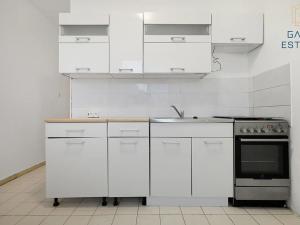 Prodej bytu 2+1, Holešov, Masarykova, 61 m2