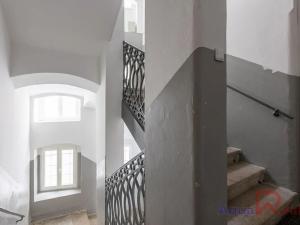 Prodej bytu 2+1, Karlovy Vary, Zámecký vrch, 48 m2