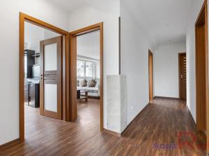 Prodej bytu 4+kk, Karlovy Vary, Dubová, 99 m2