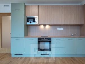 Pronájem bytu 1+kk, Praha - Smíchov, Toyen, 39 m2