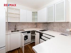 Pronájem bytu 1+kk, Praha - Libeň, Primátorská, 38 m2