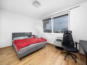 Pronájem bytu 3+kk, Praha - Třebonice, Thomasova, 89 m2