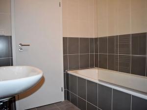 Pronájem bytu 1+kk, Kladno, Jaroslava Holečka, 37 m2