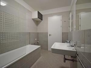 Pronájem bytu 2+kk, Praha - Dolní Měcholupy, Františka Jansy, 60 m2