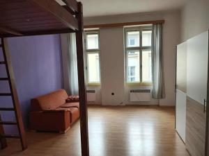 Pronájem bytu 2+1, Tábor, 9. května, 70 m2