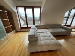 Pronájem bytu 4+1, Praha - Dejvice, Paťanka, 120 m2