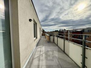 Pronájem bytu 3+kk, Modřice, Přízřenická, 74 m2